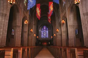a traffic light sitting next to a building